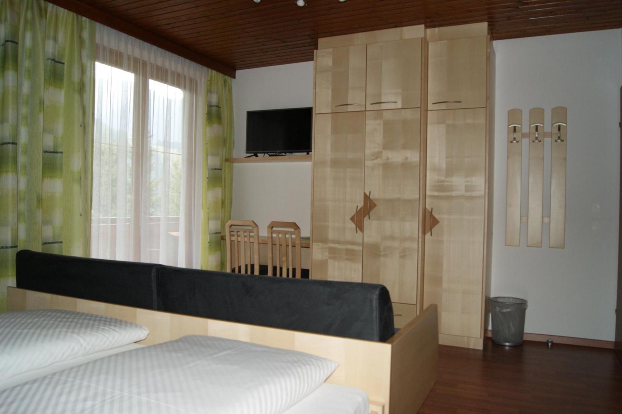Hotel Garni Haus Anita Liesing Zewnętrze zdjęcie