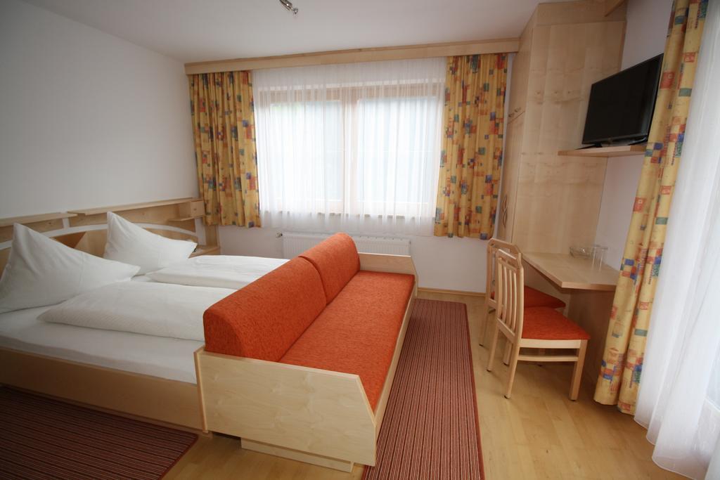 Hotel Garni Haus Anita Liesing Zewnętrze zdjęcie
